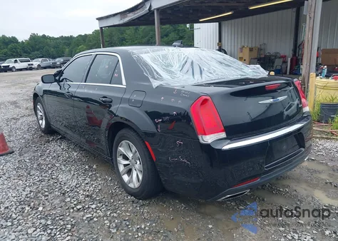 2018 Chrysler 300 Touring z USA, uszkodzony, nr VIN 2C3CCAAG9JH320442